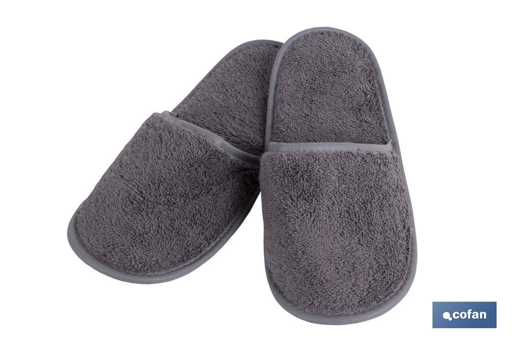 Zapatilla Baño | Color Gris Antracita | Modelo Piedra | 100% Algodón | Gramaje 500g/m² | Talla M o L